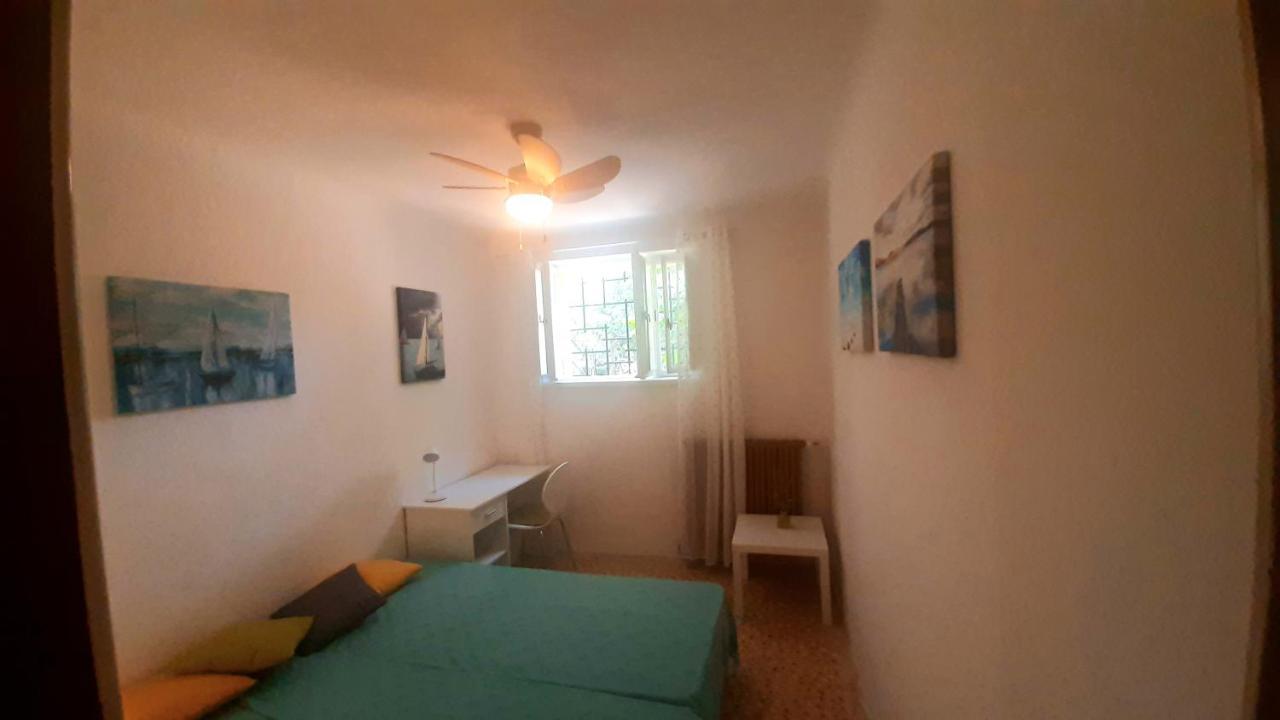 ספליט Old Captain'S Apartments - In A Pine Wood By The Sea And Tennis Courts מראה חיצוני תמונה