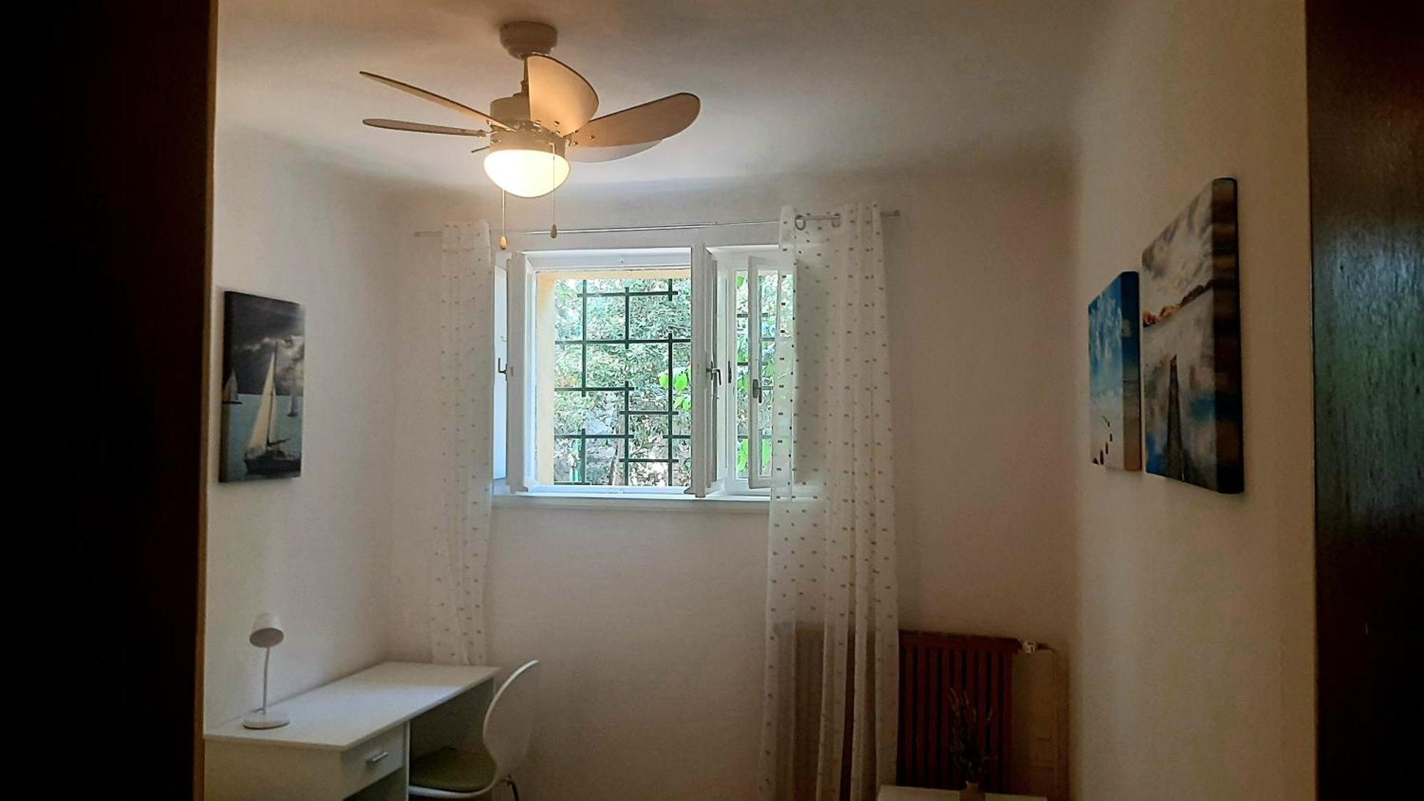 ספליט Old Captain'S Apartments - In A Pine Wood By The Sea And Tennis Courts חדר תמונה