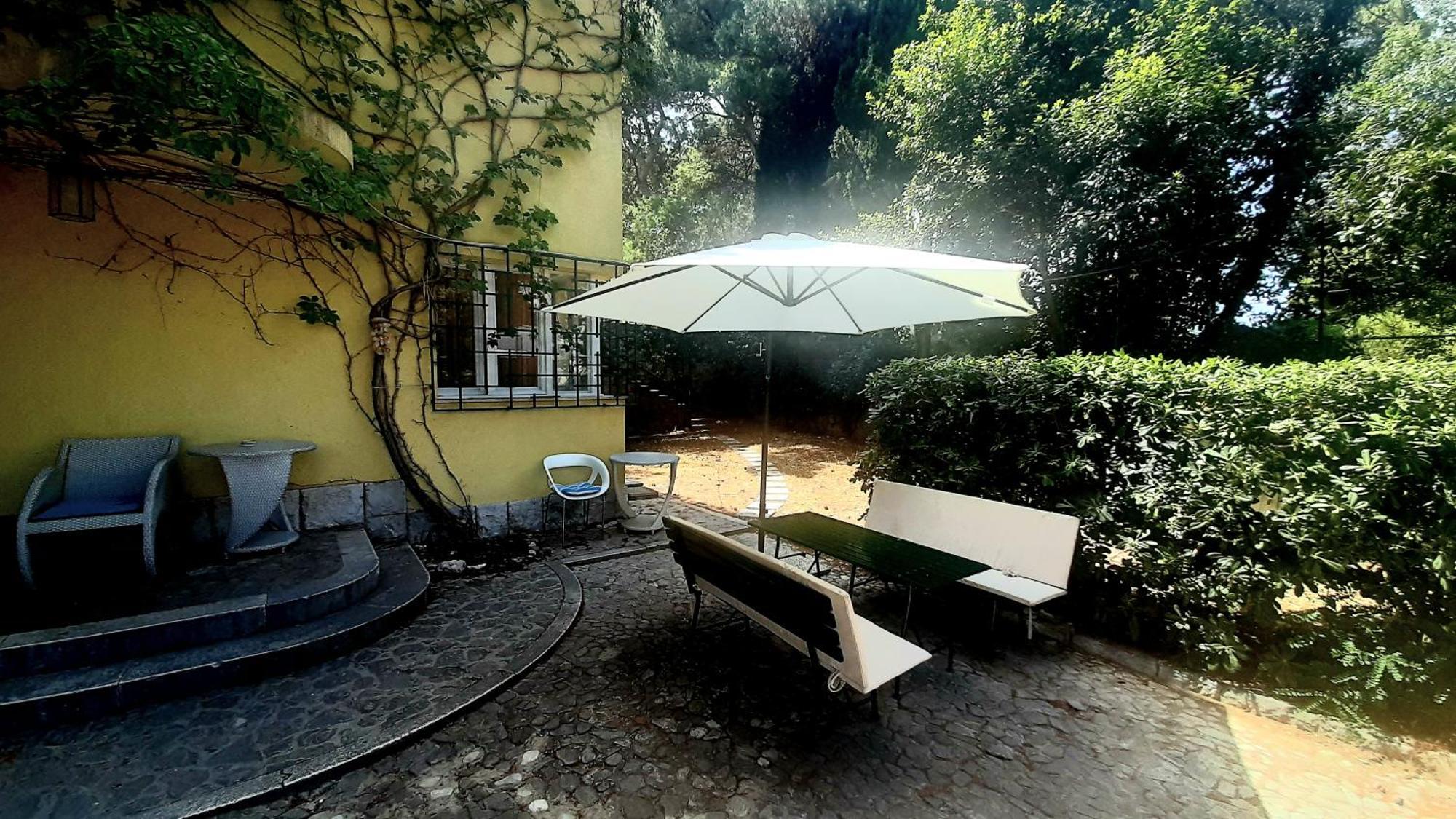 ספליט Old Captain'S Apartments - In A Pine Wood By The Sea And Tennis Courts חדר תמונה
